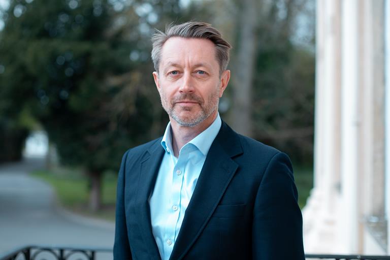 Stephen Oxley